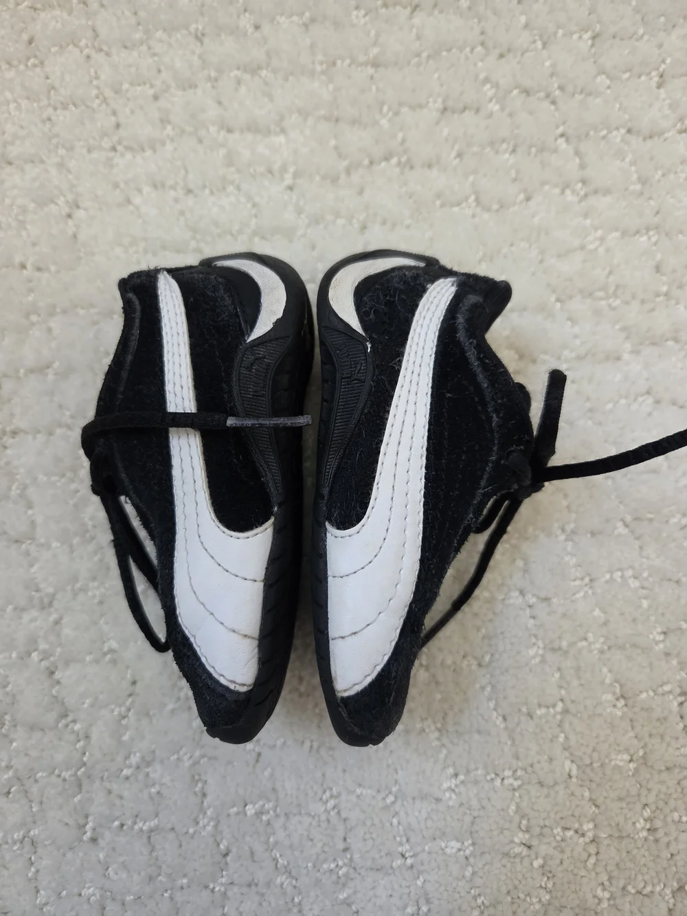 Puma Kids Black and White Lace-Up Suede-Style Sneakers US4 Baby/ Young Walker